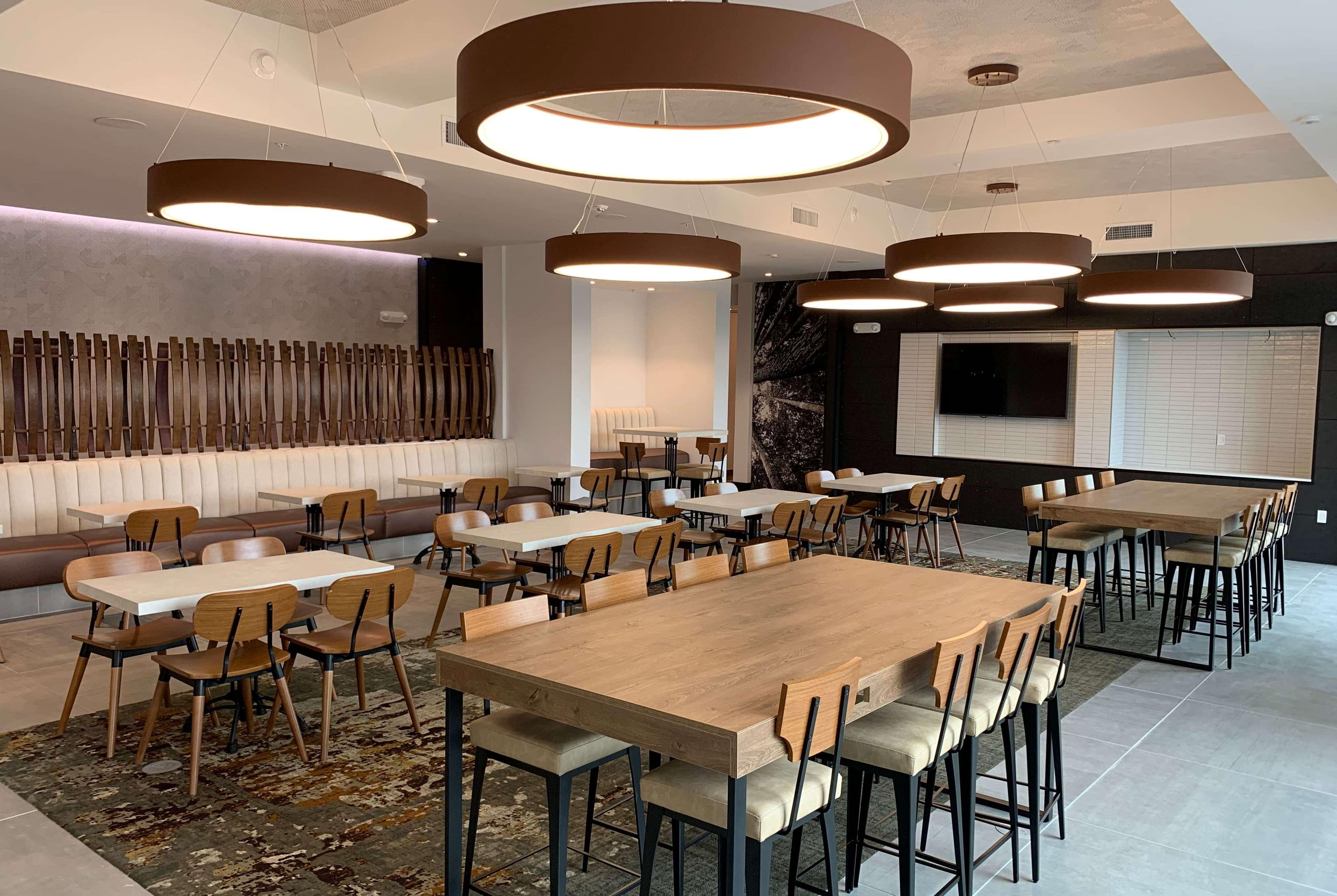 La Quinta Inn & Suites By Wyndham Santa Rosa Sonoma Zewnętrze zdjęcie