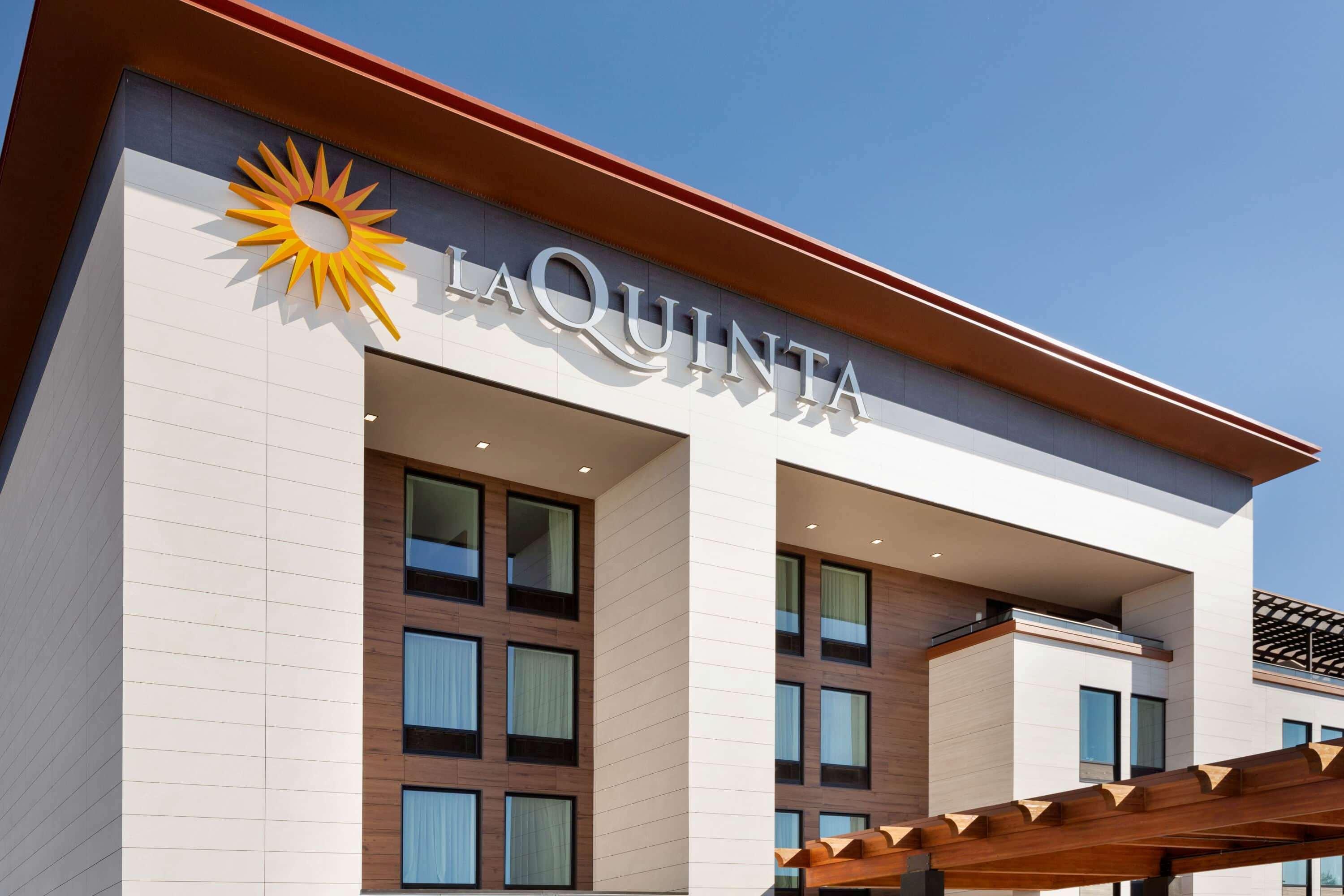 La Quinta Inn & Suites By Wyndham Santa Rosa Sonoma Zewnętrze zdjęcie